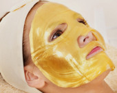 0-1774_mascara-oro